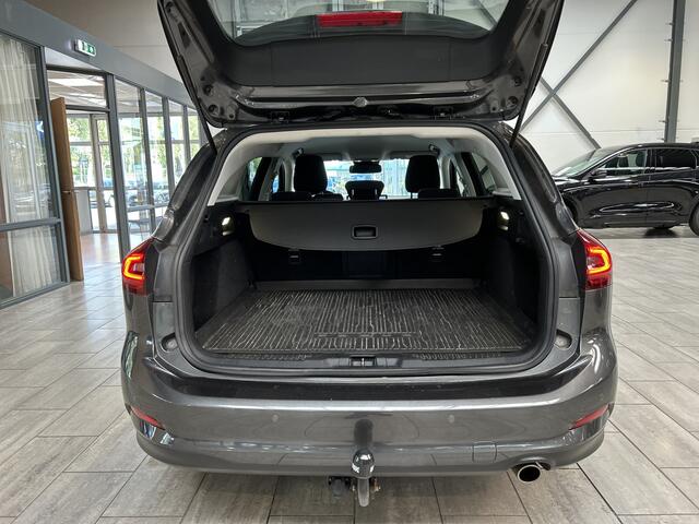 Ford FOCUS Wagon EcoBoost Hybrid 125pk Titanium | Trekhaak | Winterpack | SYNC 4 | All-season banden | LED | Camera | Keyless |