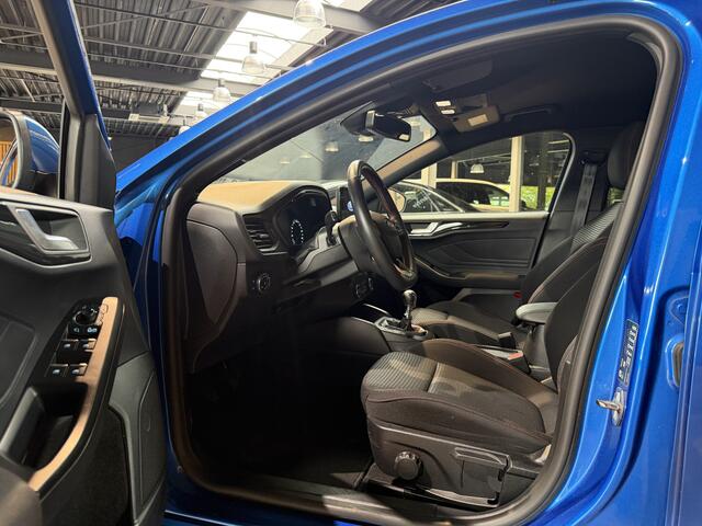 Ford FOCUS Wagon 1.0 EcoBoost. ST LINE. Titanium X Business