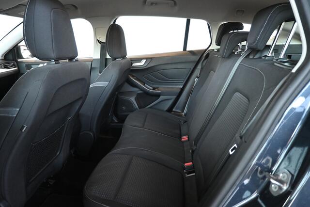 Ford FOCUS Wagon 1.5 EcoBlue Trend Edition Business Nap! Clima Cruise control Navigatie PDC 1e Eigenaar! Inruil Mogelijk!