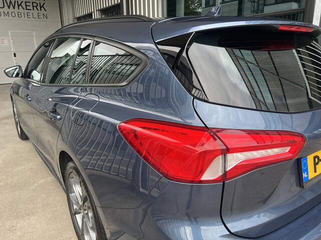 Ford FOCUS Wagon 1.0 EcoBoost ST Line Business | NAVI | CARPLAY/ANDROID | CRUISE CONTROL | LMV 17'' | PDC V+A | STOEL/STUURVERWARMING | AIRCO | DAB | BLUETOOTH | ALL-SEASON BANDEN