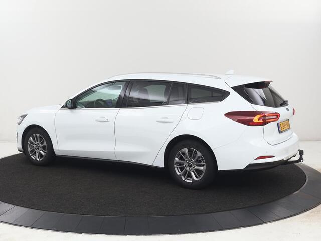 Ford FOCUS 1.0 EcoBoost Hybrid Titanium Style | Trekhaak | Carplay | Navigatie | Keyless | Full LED | Parkeerhulp | Climate control | Bluetooth | Cruise control