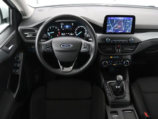 Ford FOCUS 1.0 EcoBoost Hybrid Titanium Style | Trekhaak | Carplay | Navigatie | Keyless | Full LED | Parkeerhulp | Climate control | Bluetooth | Cruise control