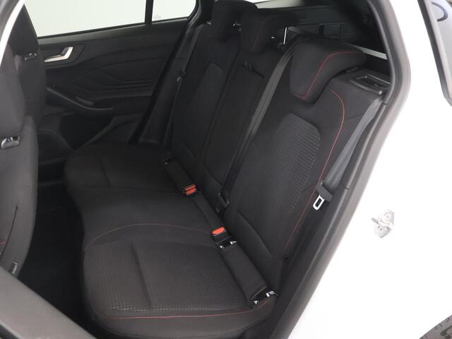 Ford FOCUS Wagon 1.0 EcoBoost Hybrid ST Line X 155PK | Winterpakket | Cruise Control Adaptief | Elektr. Achterklep | B&O |