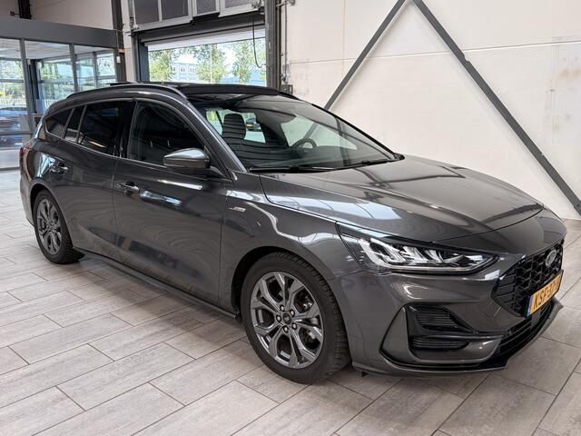 Ford FOCUS Wagon EcoBoost Hybrid 155 pk ST-Line | Pano | Winterpack | Cruise control | Climate control | SYNC 4 | All-season banden |