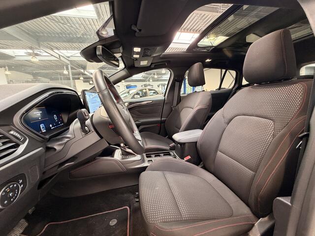 Ford FOCUS Wagon EcoBoost Hybrid 155 pk ST-Line | Pano | Winterpack | Cruise control | Climate control | SYNC 4 | All-season banden |