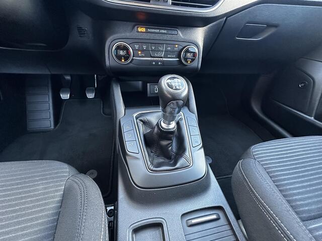 Ford FOCUS Wagon 1.5 EcoBoost Titanium Business Org NL