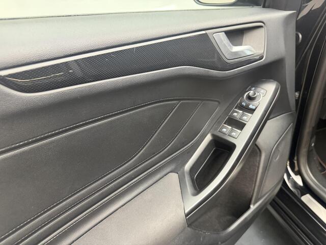 Ford FOCUS Wagon 1.5 EcoBoost ST Line X Business | 18 '' lm op All Weatherbanden | Elec achterklep | Verw voorruit/stoelen | Cam achter| Dealer onderhouden