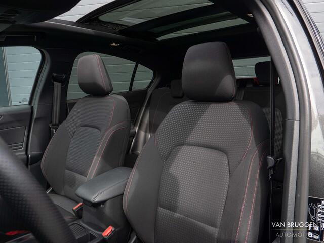 Ford FOCUS 1.0 EcoBoost ST Line Pano B&O