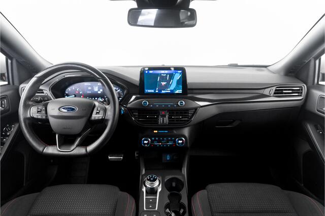 Ford FOCUS Wagon 1.5 EcoBoost ST Line Business Trekhaak|Winterpack|