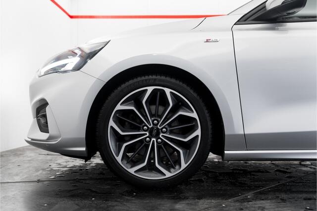 Ford FOCUS Wagon 1.5 EcoBoost ST Line Business Trekhaak|Winterpack|