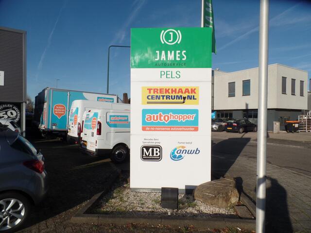 Ford FOCUS 1.0 EcoBoost 125pk, ST Line X Business, Navigatie, Achteruitrijcamera, Clima controle, Cruise controle, Stoel/Stuurverwarming, Pdc V/A, Elek ramen V/A, Sportstoelen, Xenon verlichting, Lm velgen 18'', Panorama/Schuifdak, Nederlands Bovag afleverpakket 695,-