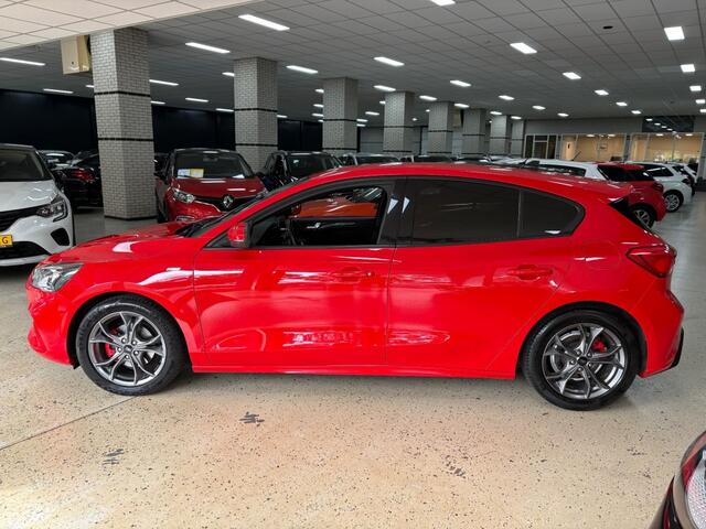 Ford FOCUS 1.0 Ecob ST-Line X Dig Dashb Adap Cruise Navigatie NAP