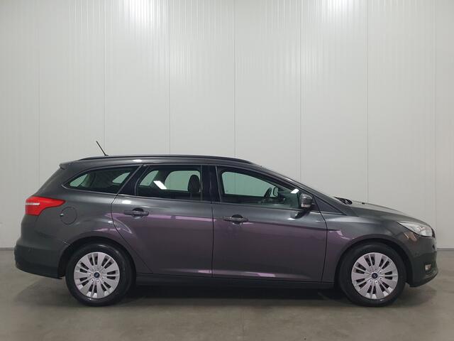 Ford FOCUS Wagon 1.0 Lease Edition NAVI/CRUISE/STOELVERW/TRHAAK