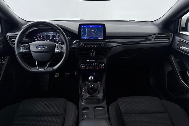 Ford FOCUS Wagon 1.0 EcoBoost Hybrid ST Line X Business (CAMERA, TREKHAAK, B&O SOUND, STOEL/STUUR VERWARMIN