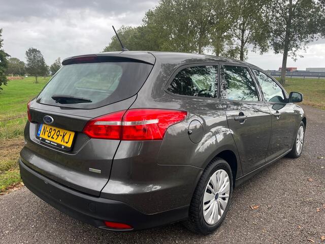 Ford FOCUS Wagon 1.0 ST-Line