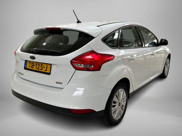 Ford FOCUS 1.0 100 Pk 5-Deurs Trend | Airconditioning | Radio CD Speler | Centrale Deurvergrendeling met Afstandsbediening | Elektrische Ramen Voor | Bestuurdersstoel in Hoogte Verstelbaar |