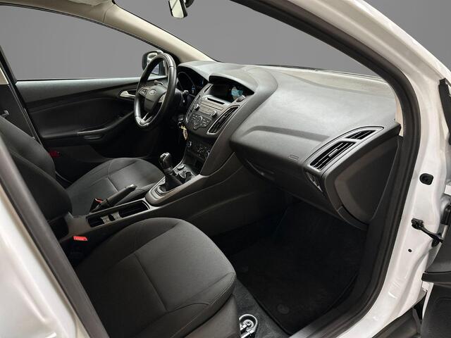 Ford FOCUS 1.0 100 Pk 5-Deurs Trend | Airconditioning | Radio CD Speler | Centrale Deurvergrendeling met Afstandsbediening | Elektrische Ramen Voor | Bestuurdersstoel in Hoogte Verstelbaar |