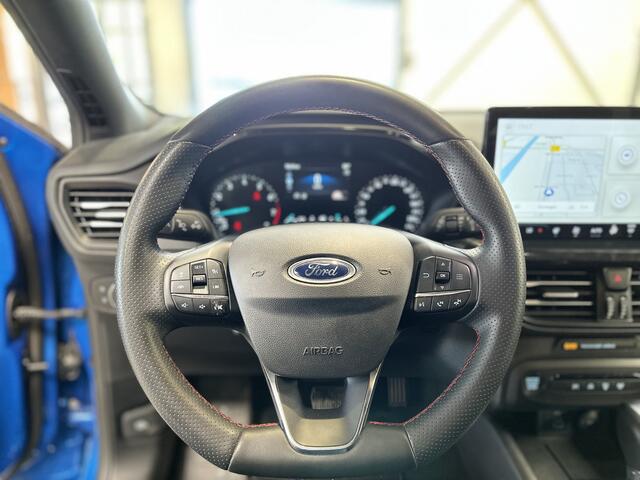 Ford FOCUS Wagon Ecoboost Hybrid 155 pk ST-line | Winter Pack | LED | Camera | Adapt. Cruise | Apple Carplay draadloos |