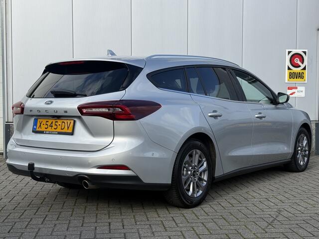 Ford FOCUS Wagon 1.0 EBH Titanium | Trekhaak | Led | Navi | Carplay | Camera