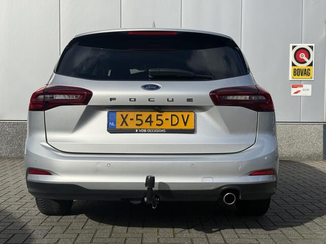 Ford FOCUS Wagon 1.0 EBH Titanium | Trekhaak | Led | Navi | Carplay | Camera