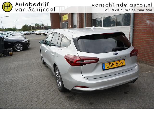 Ford FOCUS Wagon 1.0 ECOBOOST HYBRID 155PK TITANIUM *NL AUTO* 1500KG TREKGEWICHT DEALER ONDERHOUDEN NAVIGATIE ANDROID/APPLECARPLAY ECC AIRCO CRUISECONTROL LED PDC V+A 16INCH PRIVACYGLAS BLUETOOTH ENZ...