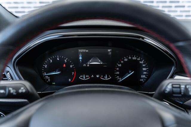 Ford FOCUS 1.0 EcoBoost 125 Hybrid ST Line Business | Trekhaak | Achteruitrijcamera | Parkeersensoren | Keyless Entry | Stoelverwarming | LED Koplampen | Lichtmetalen Velgen 18 inch | Navigatie | Apple Carplay | Android Auto