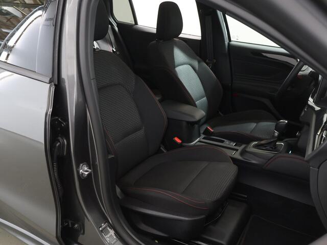 Ford FOCUS Wagon 1.0 EcoBoost Hybrid ST Line X 155pk Automaat | Panoramadak | Afn. Trekhaak | Winterpakket | Parkeercamera | Cruise Control |