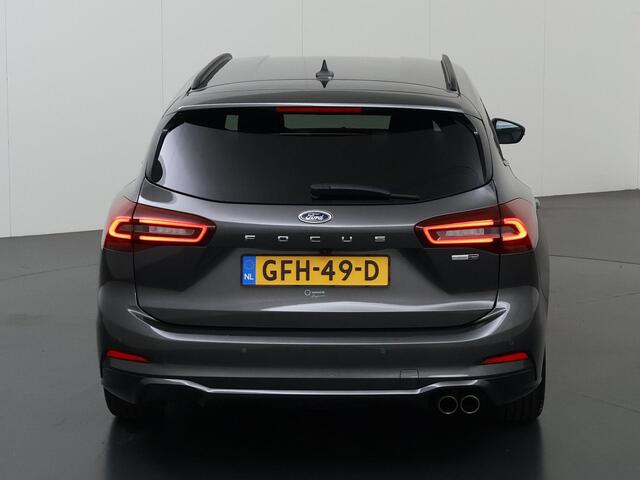 Ford FOCUS Wagon 1.0 EcoBoost Hybrid ST Line X 155PK Automaat | Adaptieve Cruise Control | Parkeercamera | Winterpakket |