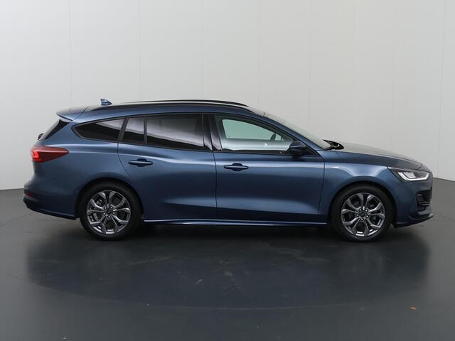 Ford FOCUS Wagon 1.0 EcoBoost Hybrid ST Line X | Afneembare Trekhaak | Winterpakket | Cruise Control Adaptief | Parkeercamera | Head-Up | Navigatie |