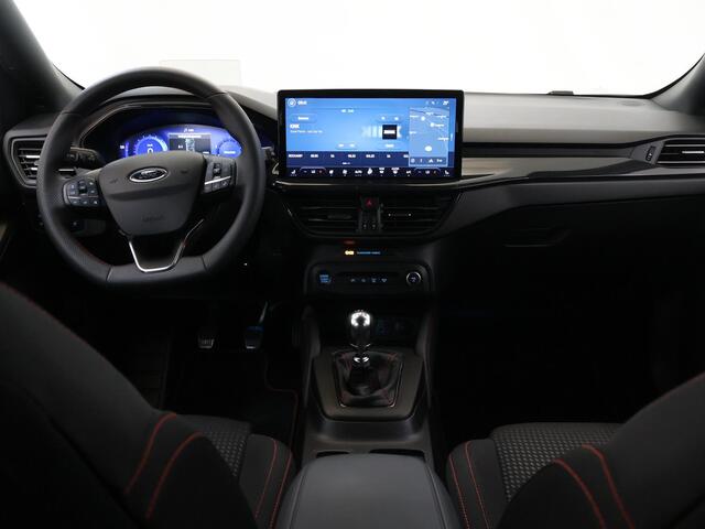 Ford FOCUS Wagon 1.0 EcoBoost Hybrid ST Line X | Afneembare Trekhaak | Winterpakket | Cruise Control Adaptief | Parkeercamera | Head-Up | Navigatie |