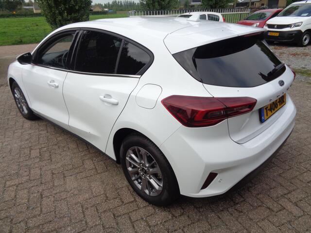 Ford FOCUS 1.0 EcoBoost Hybrid Titanium Ecc, LM velgen, Carplay/android, winterpack