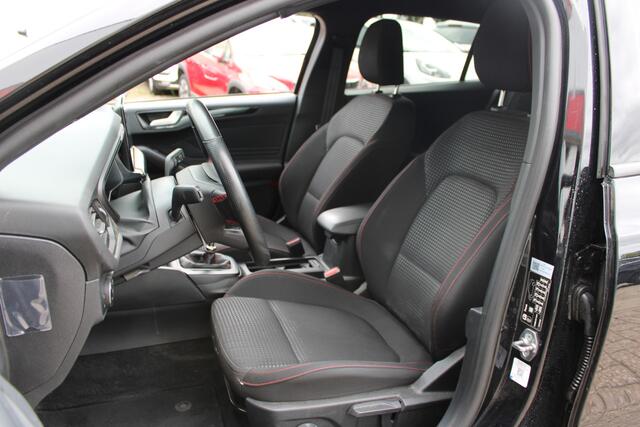 Ford FOCUS Wagon 1.0 EcoBoost Hybrid ST Line – foto 5