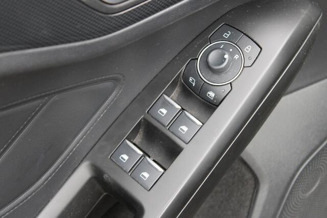 Ford FOCUS Wagon 1.0 EcoBoost Hybrid ST Line – foto 6
