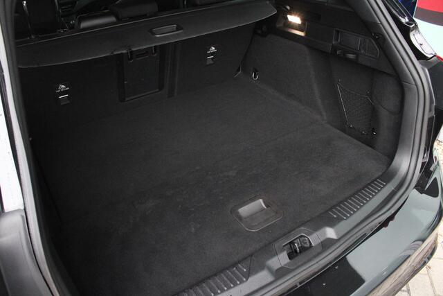 Ford FOCUS Wagon 1.0 EcoBoost Hybrid ST Line X 155pk Automaat | Driver Assistance Pack | Trekhaak afneembaar | AGR stoel | 18 inch Lichtmetaal | Winterpack | Bang&Olufsen | Elektrische achterklep