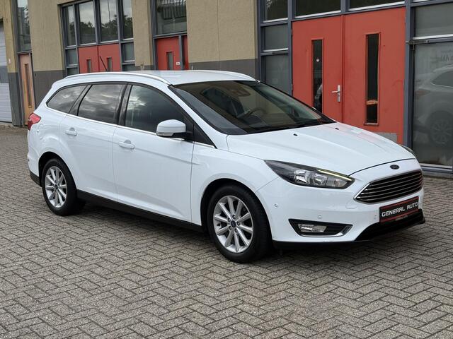 Ford FOCUS Wagon 1.0 Titanium, Navi, CAMERA, Nieuwe Distributieriem