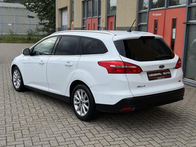 Ford FOCUS Wagon 1.0 Titanium, Navi, CAMERA, Nieuwe Distributieriem