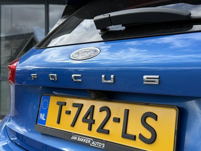 Ford FOCUS 1.0 EcoBoost ST Line Business ? Panoramadak ? CarPlay ? Winterpakket ? B&O