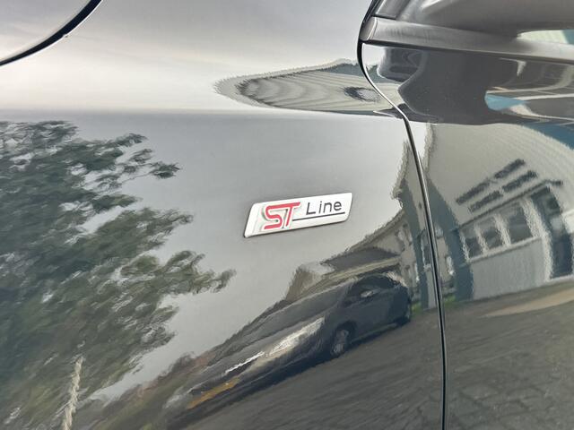 Ford FOCUS Wagon 1.5 ST Line Head-up / Applecarplay / Keyless / Lane assit / camera /Adaptive Cruise / Full options – foto 3