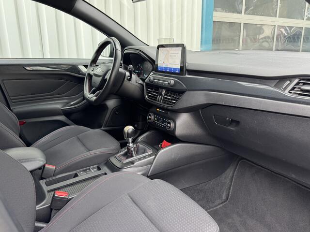 Ford FOCUS Wagon 1.5 ST Line Head-up / Applecarplay / Keyless / Lane assit / camera /Adaptive Cruise / Full options – foto 10
