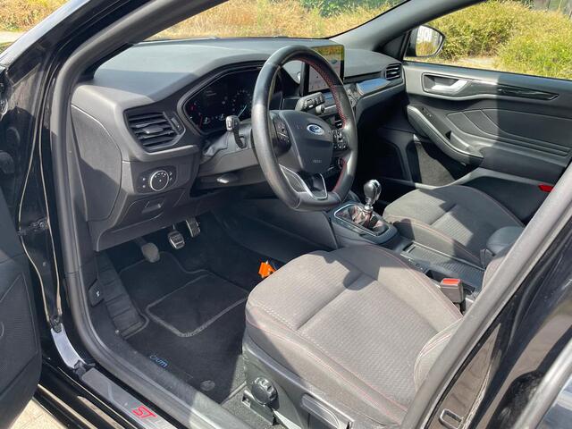 Ford FOCUS 2.0 EcoBlue ST Line trekgewicht 1800 kg geremd – foto 4
