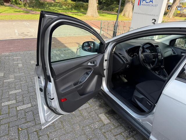 Ford FOCUS Wagon 1.0 Trend – foto 7