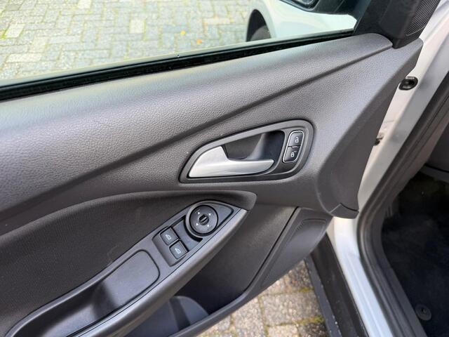 Ford FOCUS Wagon 1.0 Trend – foto 8
