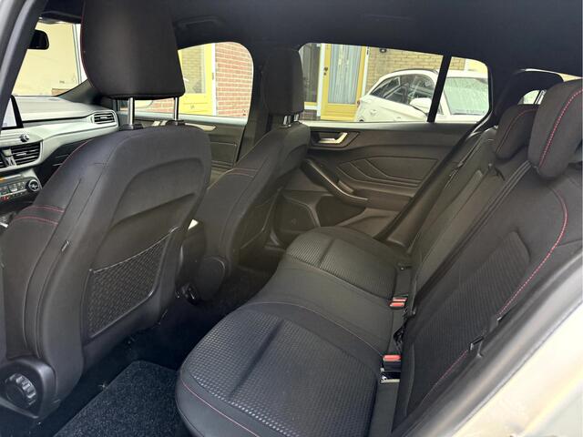 Ford FOCUS Wagon 1.0 EcoBoost Hybrid ST Line X Winterpakket, Camera, 17''Lmv – foto 5