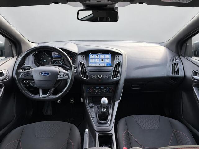 Ford FOCUS Wagon 1.5 Titanium NAVI - STOELVERWARMING – foto 2