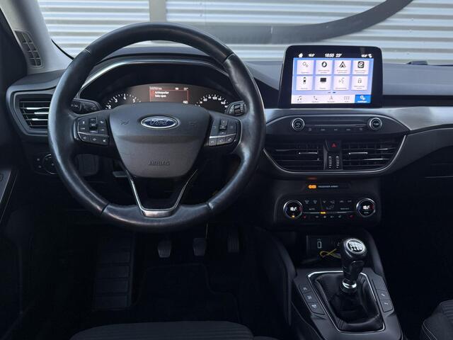 Ford FOCUS Wagon 1.0 EcoBoost Titanium Business 2e Eigenaar|Navi|Camera|Trekhaak|Clima|Stoelverwarming|PDC V+A|Carplay|APK tot 04-2027 – foto 2