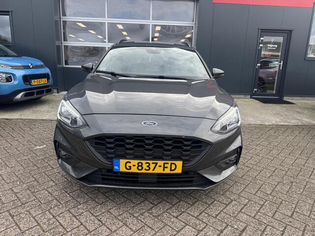 Ford FOCUS Wagon 1.0 EcoBoost Titanium Business Automaat - Navigatie - Climate Control - Trekhaak – foto 2