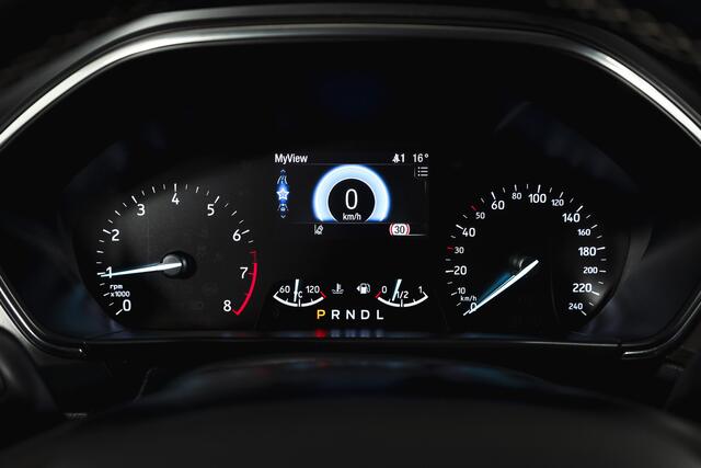 Ford FOCUS Wagon 1.5 EcoBoost 150 PK Vignale - Automaat | Adapt. Cruise | Winterpakket | PDC | Camera | NAV + App. Connect | ECC | DAB | Elk. Klep | LM 18" | – foto 4