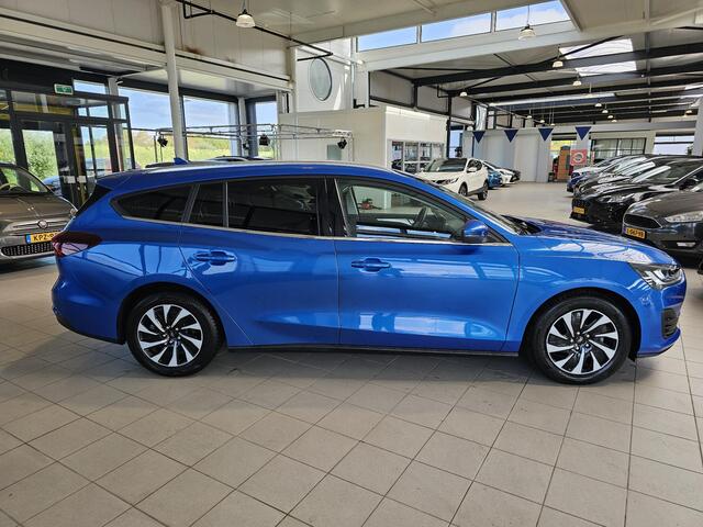 Ford FOCUS Wagon 1.0 EcoBoost Hybrid Titanium X – foto 3