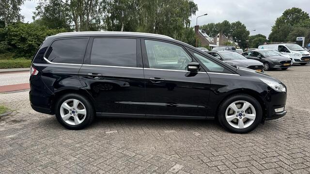 Ford GALAXY 1.5 Ecoboost Titanium 150pk | 7 persoons | Trekhaak | Navigatie | Alcantara bekleding | Memory Seats | Nieuwe Distributie riem | Elektrische achterklep