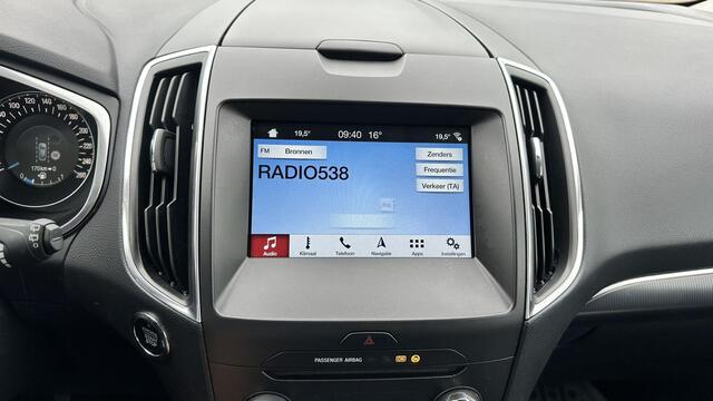 Ford GALAXY 1.5 Ecoboost Titanium 150pk | 7 persoons | Trekhaak | Navigatie | Alcantara bekleding | Memory Seats | Nieuwe Distributie riem | Elektrische achterklep